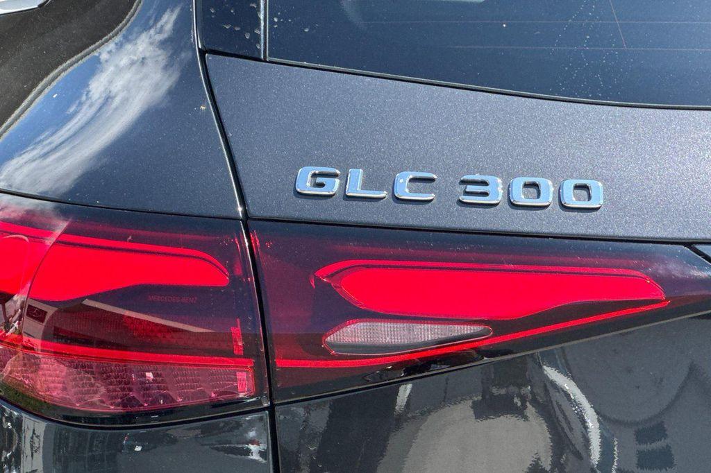 new 2025 Mercedes-Benz GLC 300 car, priced at $56,845