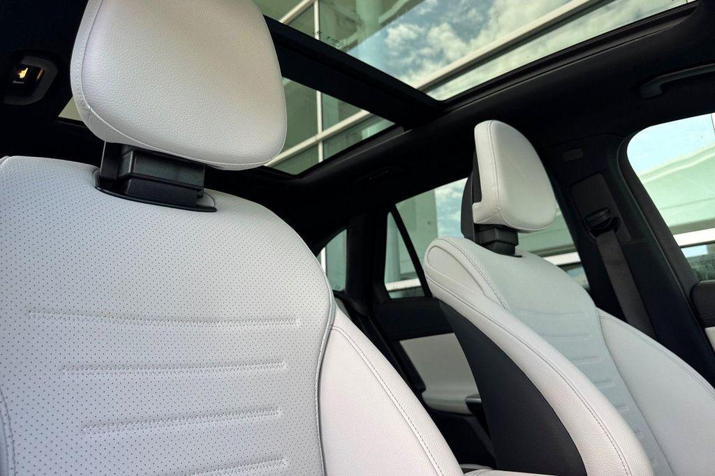 new 2025 Mercedes-Benz GLC 300 car, priced at $56,845