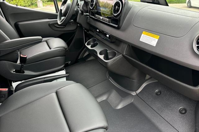 new 2025 Mercedes-Benz Sprinter 2500 car, priced at $65,782