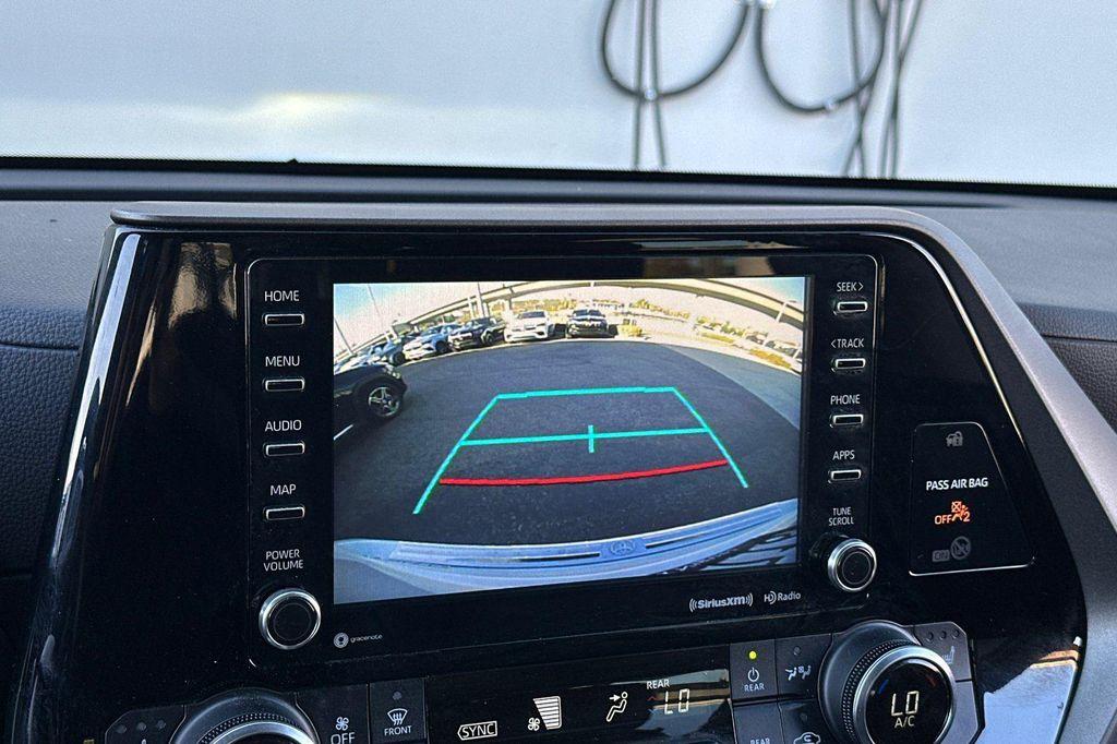 used 2022 Toyota Highlander car, priced at $33,800