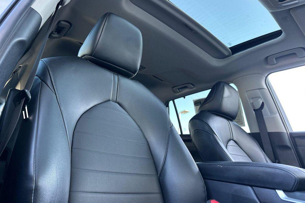 used 2022 Toyota Highlander car, priced at $33,800