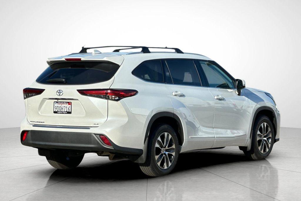 used 2022 Toyota Highlander car, priced at $33,800