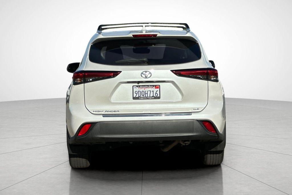 used 2022 Toyota Highlander car, priced at $33,800