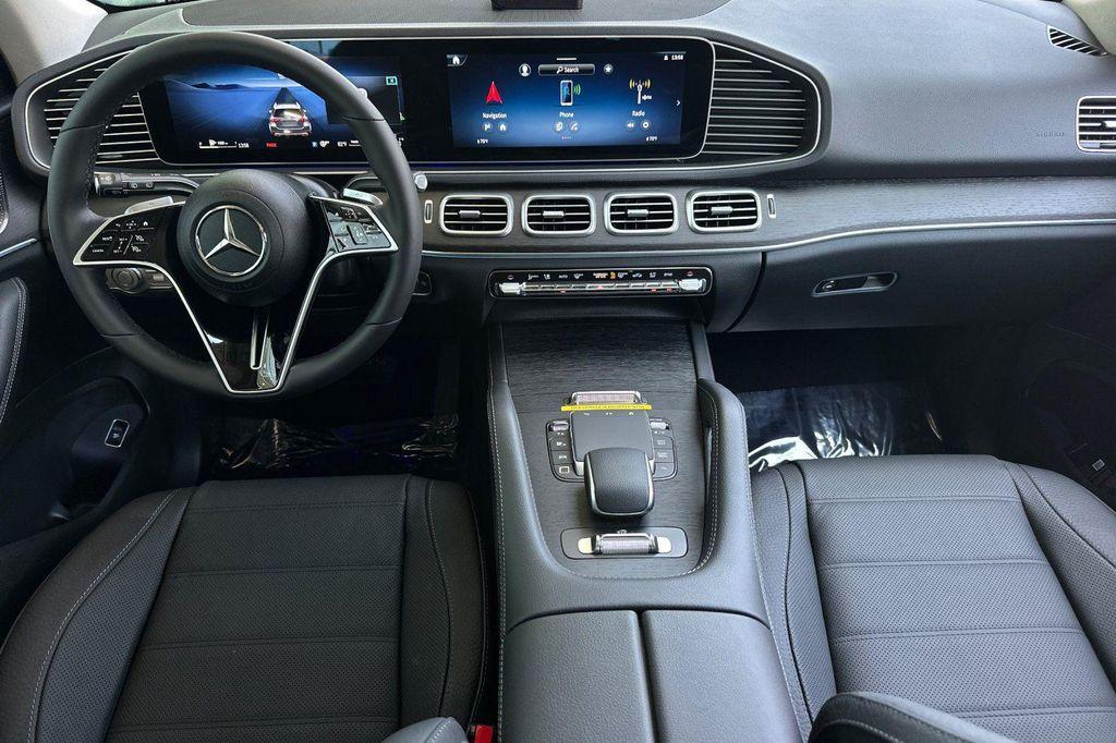 new 2025 Mercedes-Benz GLE 580 car, priced at $100,625