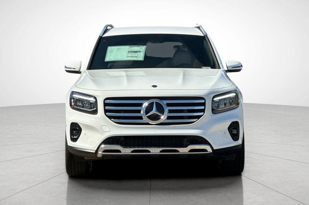 new 2025 Mercedes-Benz GLB 250 car, priced at $41,016