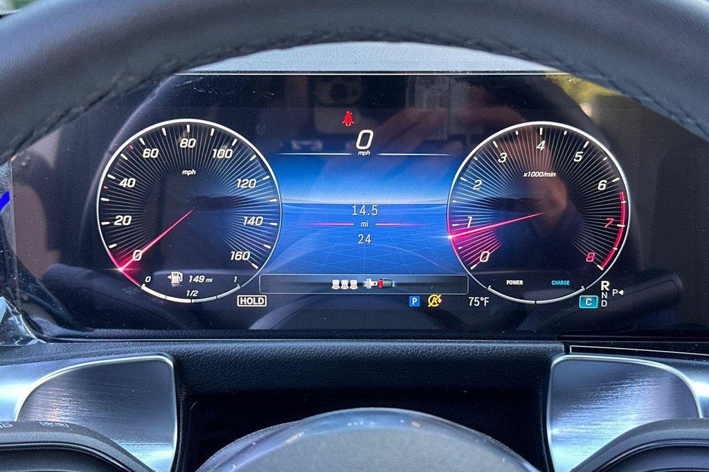 new 2025 Mercedes-Benz GLB 250 car, priced at $41,016