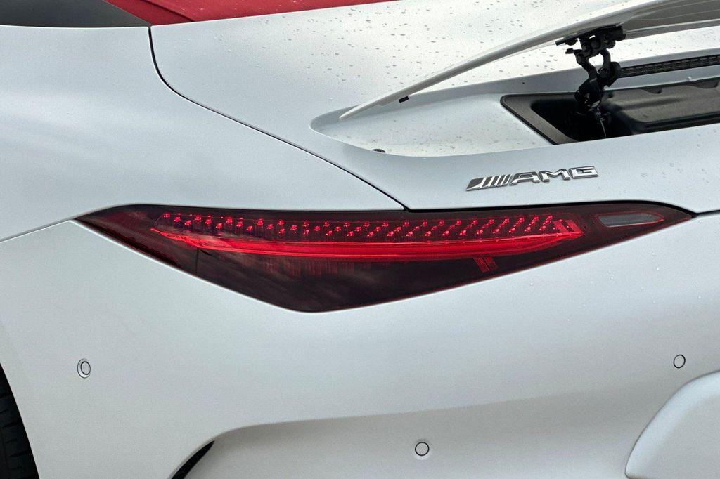 new 2026 Mercedes-Benz AMG SL 55 car, priced at $159,055