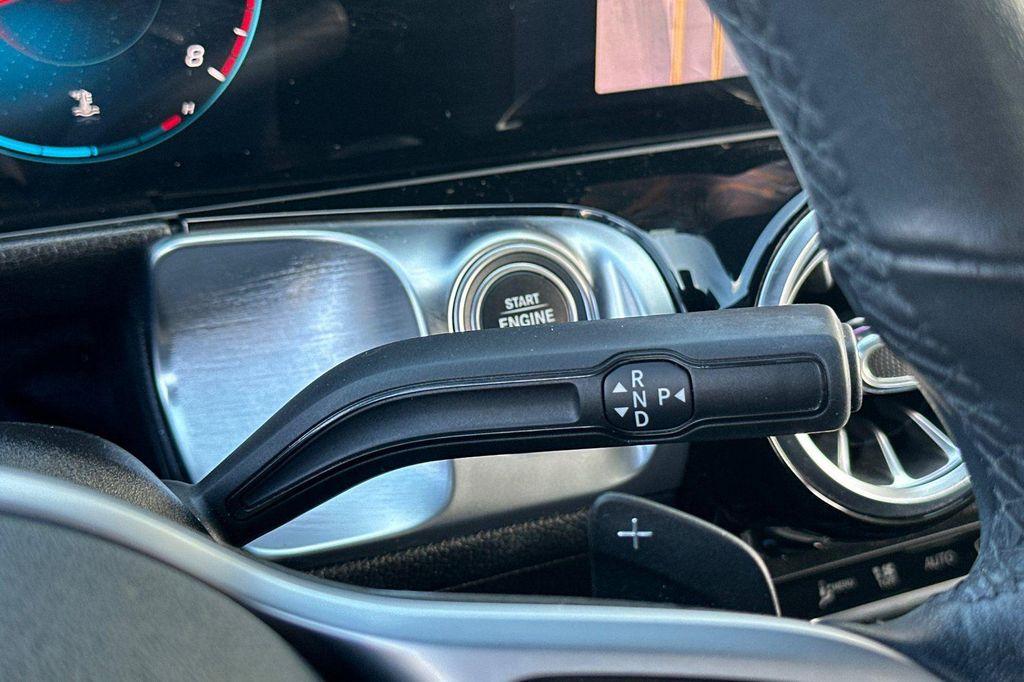used 2021 Mercedes-Benz GLB 250 car, priced at $25,000