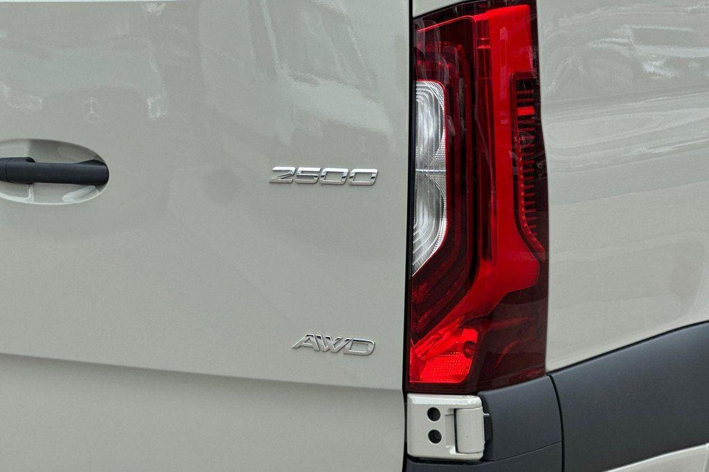 new 2026 Mercedes-Benz Sprinter 2500 car, priced at $80,608