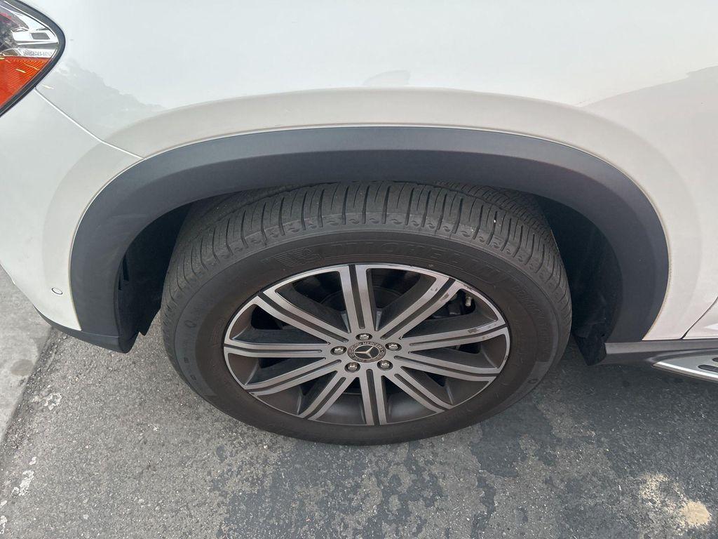 used 2024 Mercedes-Benz GLE 350 car, priced at $54,984