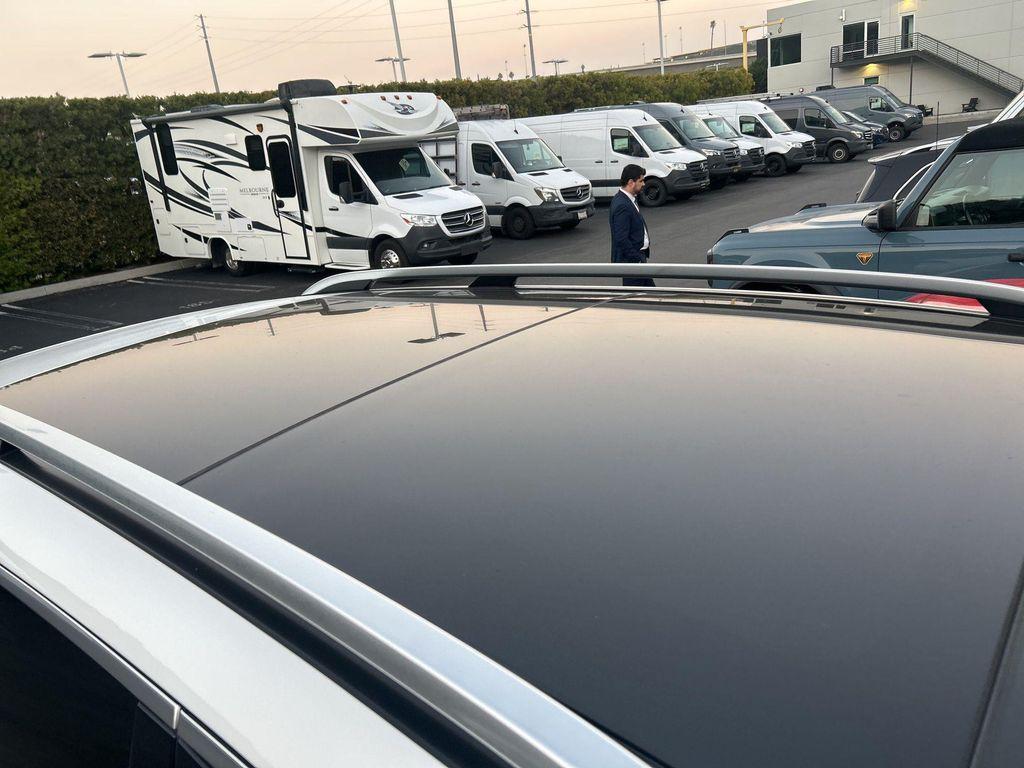 used 2024 Mercedes-Benz GLE 350 car, priced at $54,984