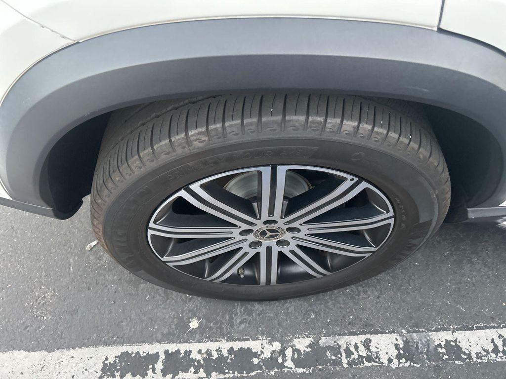 used 2024 Mercedes-Benz GLE 350 car, priced at $54,984