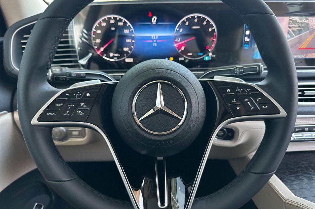 new 2025 Mercedes-Benz GLE 350 car, priced at $70,800