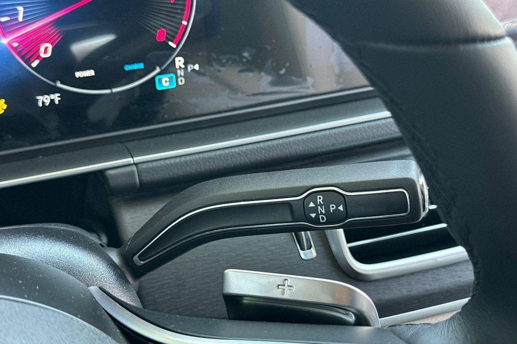 new 2025 Mercedes-Benz GLE 350 car, priced at $70,800