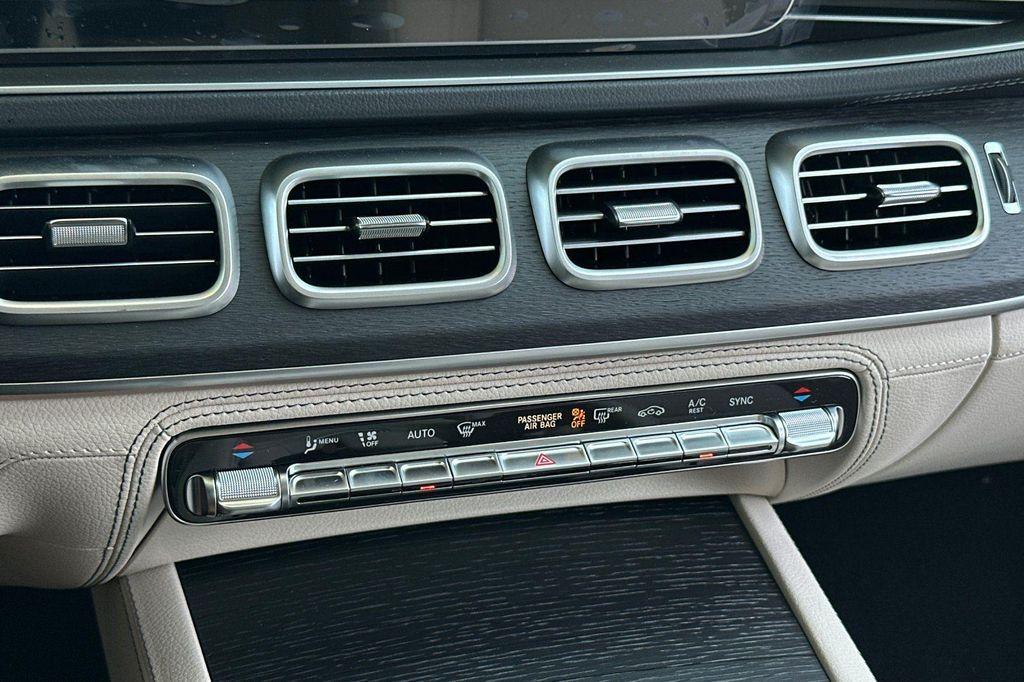 new 2025 Mercedes-Benz GLE 350 car, priced at $70,800
