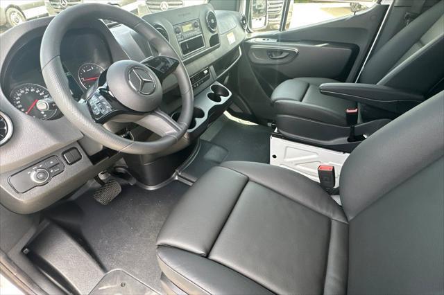 new 2025 Mercedes-Benz Sprinter 2500 car, priced at $59,019