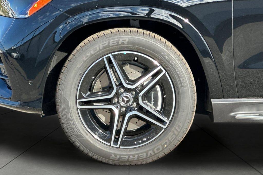 new 2026 Mercedes-Benz GLE 450 car, priced at $78,560
