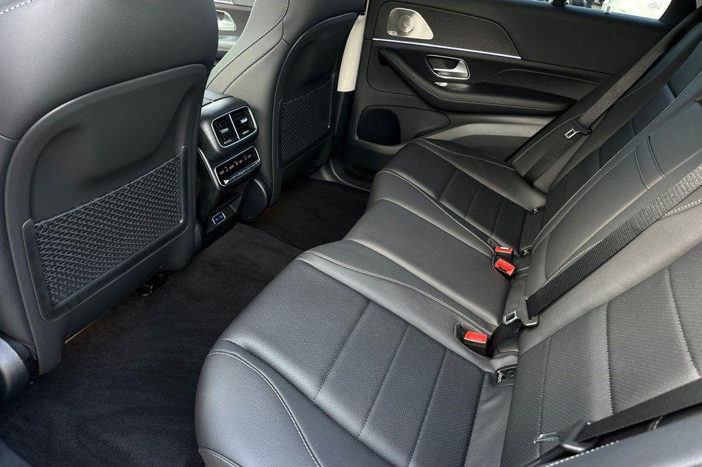 new 2026 Mercedes-Benz GLE 450 car, priced at $78,560