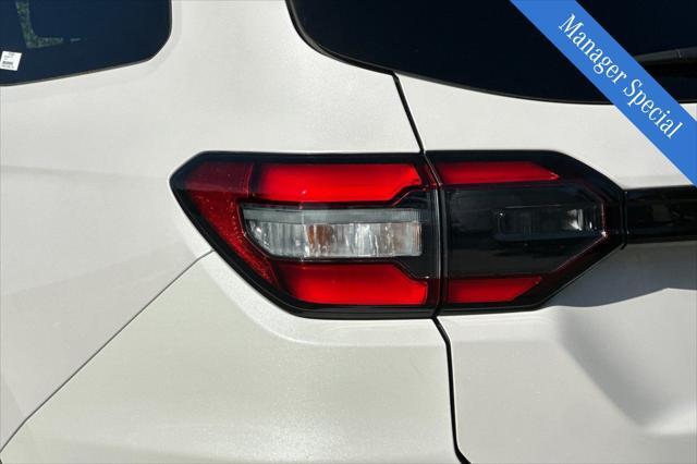 used 2023 Honda Pilot car, priced at $40,650