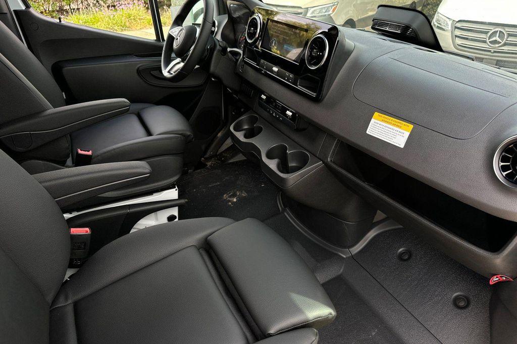 new 2025 Mercedes-Benz Sprinter 2500 car, priced at $61,347