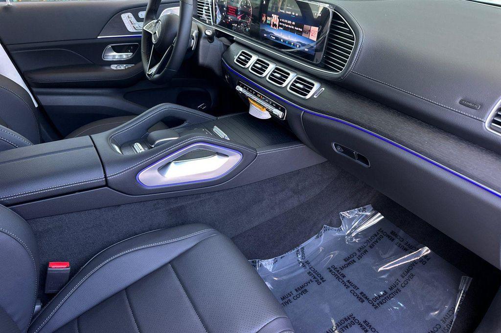 new 2026 Mercedes-Benz GLS 450 car, priced at $93,615