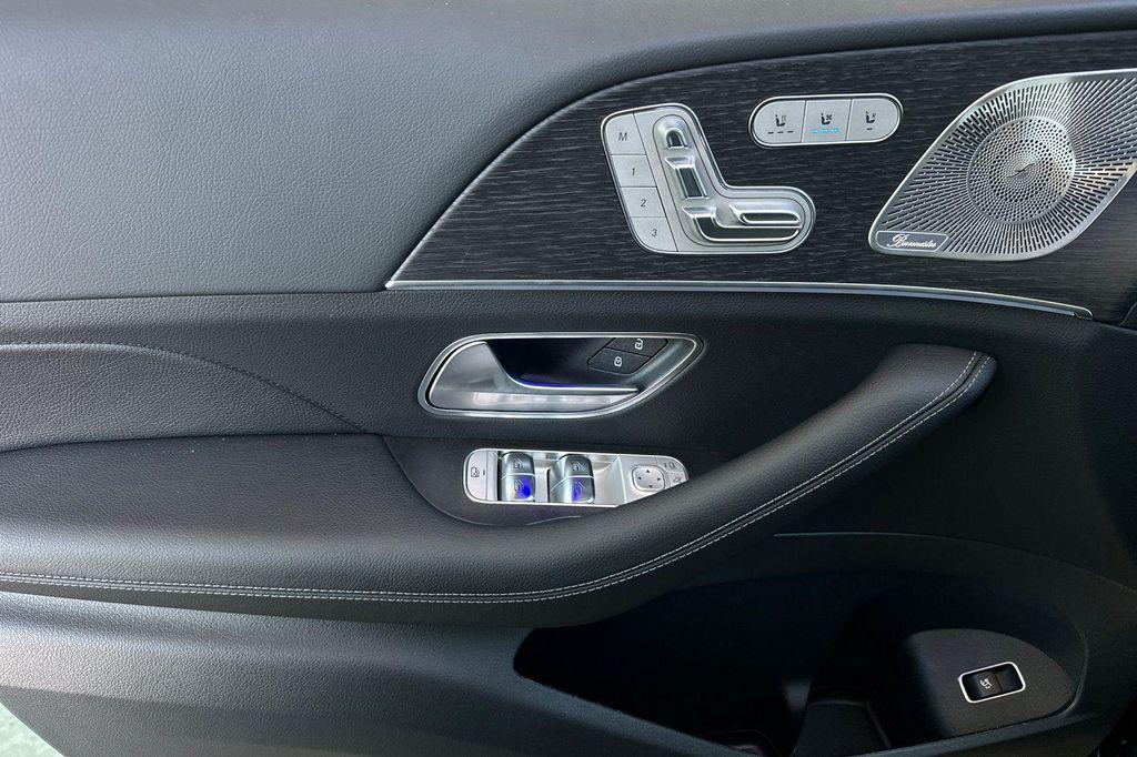 new 2026 Mercedes-Benz GLS 450 car, priced at $93,615