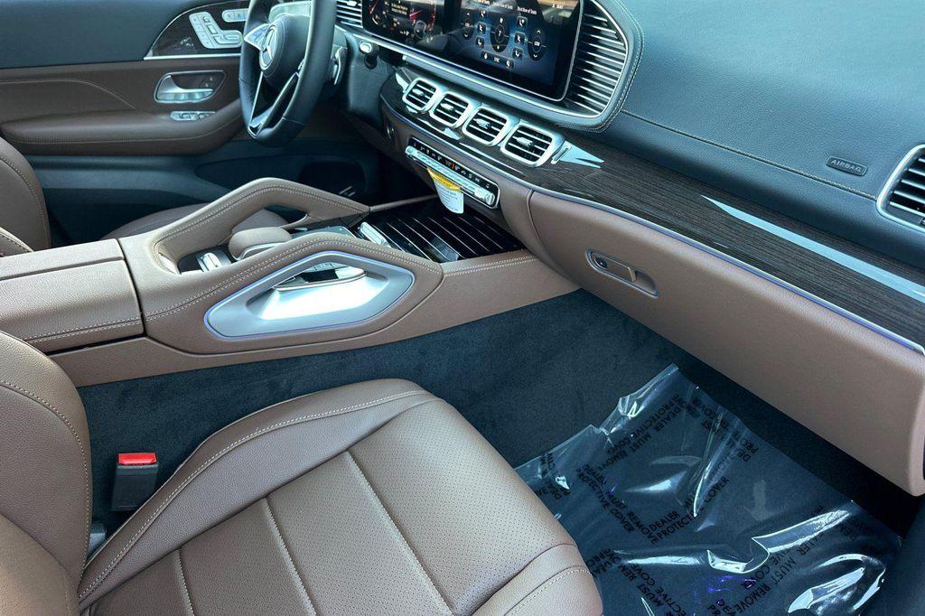 new 2026 Mercedes-Benz GLS 450 car, priced at $94,535