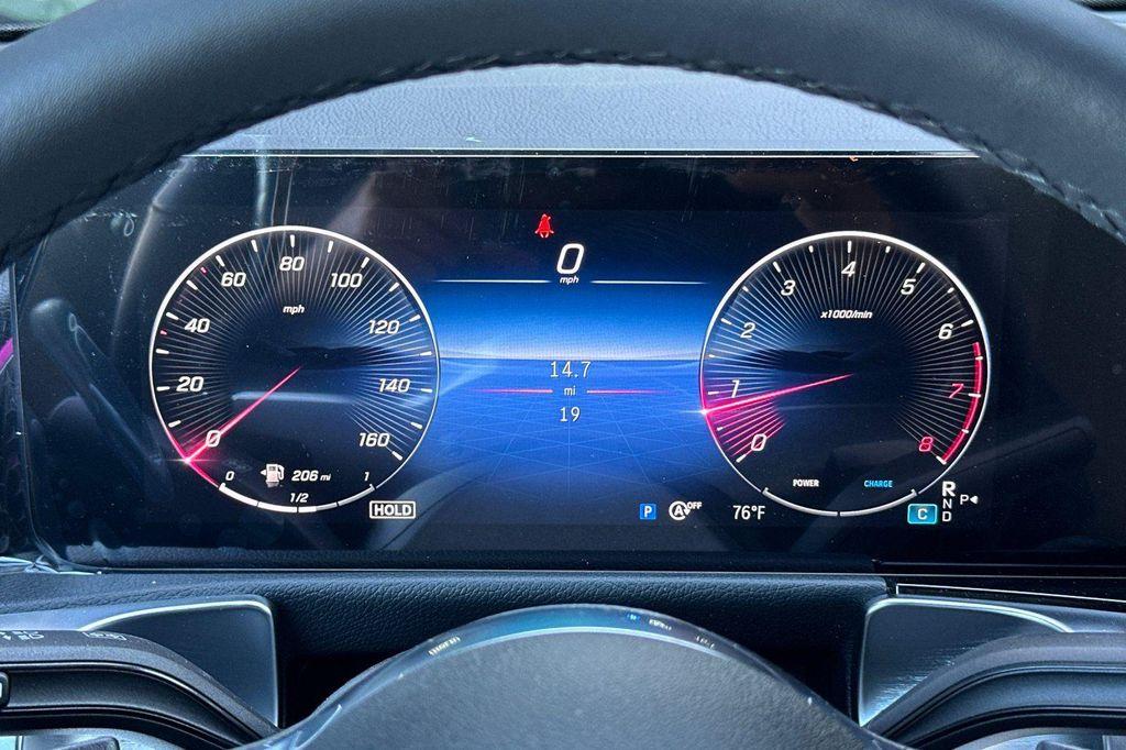 new 2025 Mercedes-Benz GLB 250 car, priced at $41,016