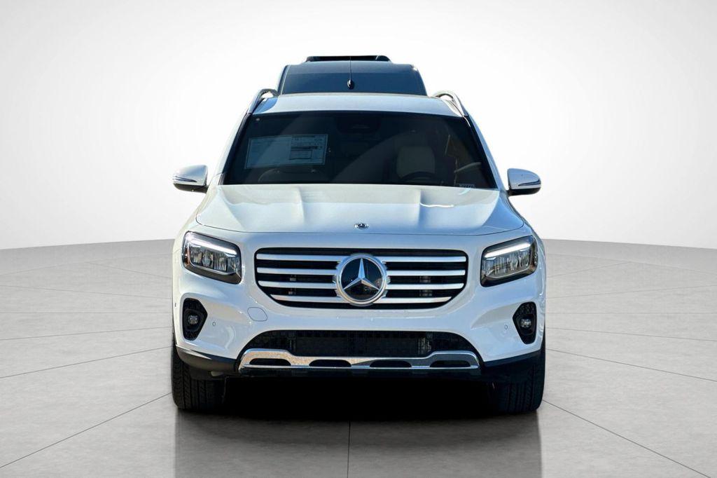 new 2025 Mercedes-Benz GLB 250 car, priced at $41,016