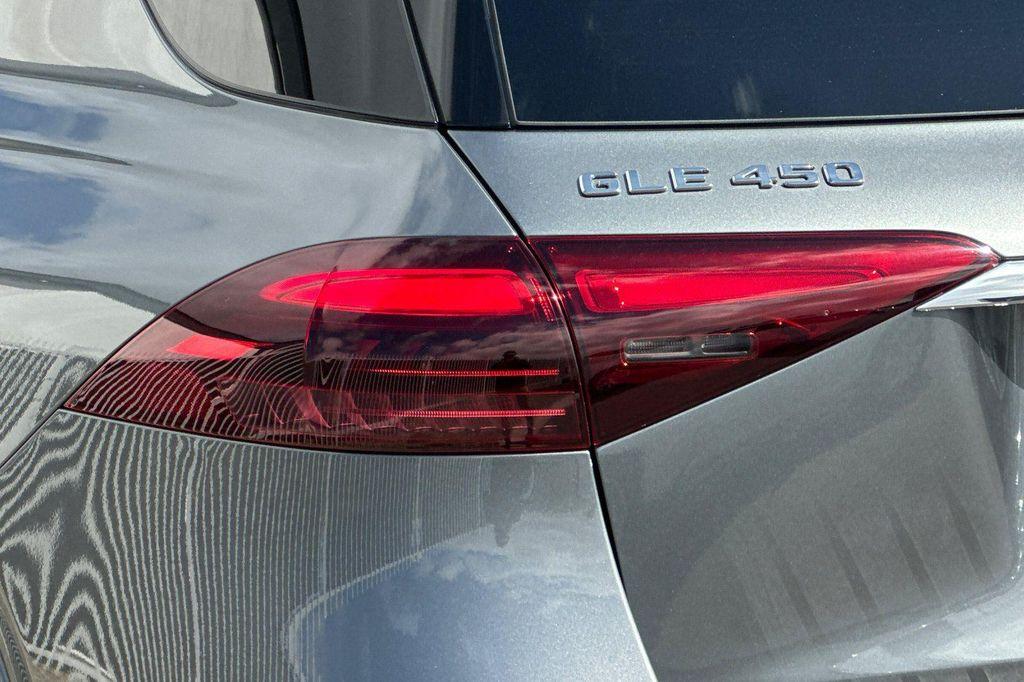 new 2026 Mercedes-Benz GLE 450 car, priced at $82,845