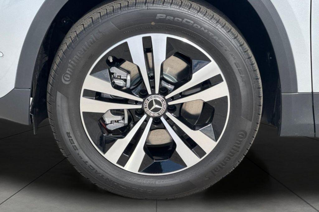 new 2026 Mercedes-Benz GLA 250 car, priced at $51,115