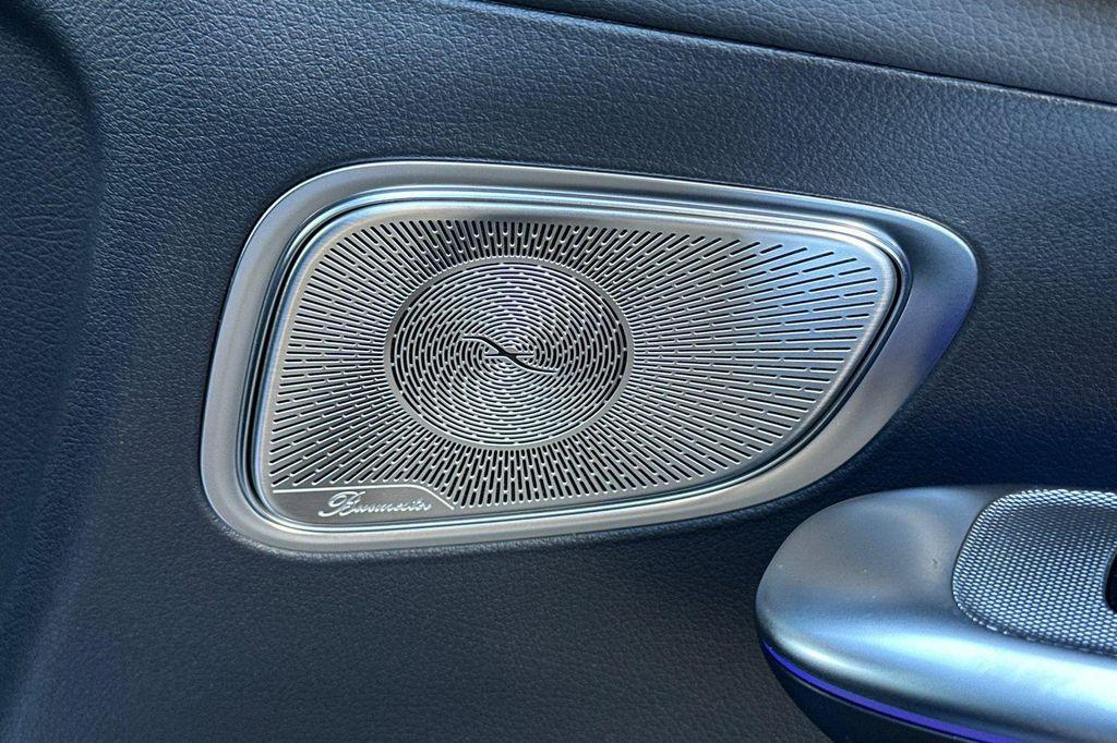 new 2026 Mercedes-Benz GLC 300 car, priced at $60,250