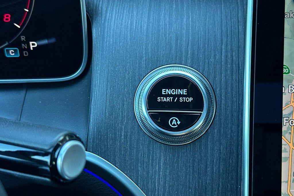 new 2026 Mercedes-Benz GLC 300 car, priced at $60,250