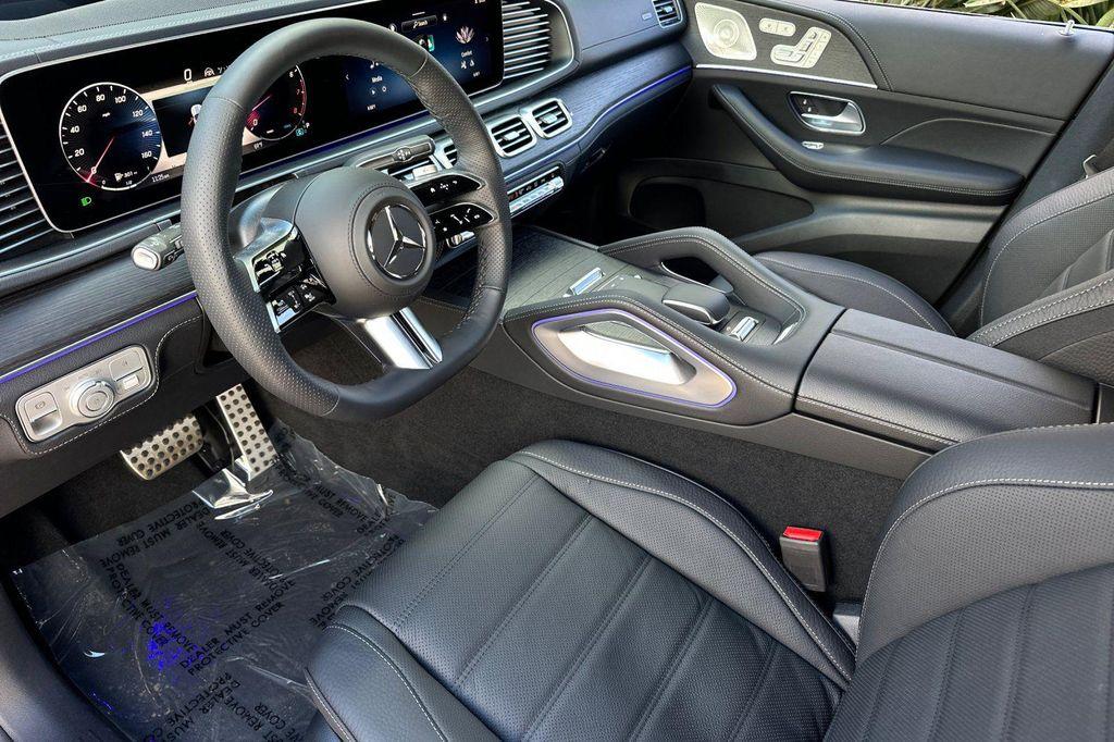 new 2026 Mercedes-Benz GLS 580 car, priced at $122,200
