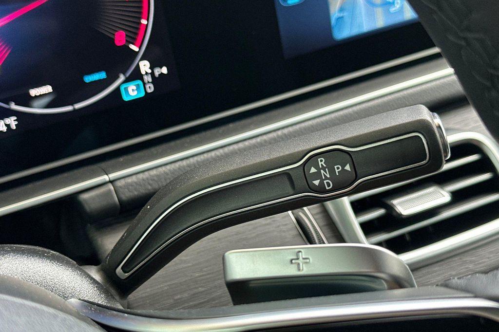 new 2025 Mercedes-Benz GLS 450 car, priced at $91,945