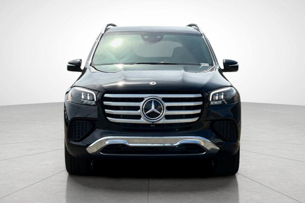 new 2025 Mercedes-Benz GLS 450 car, priced at $91,945