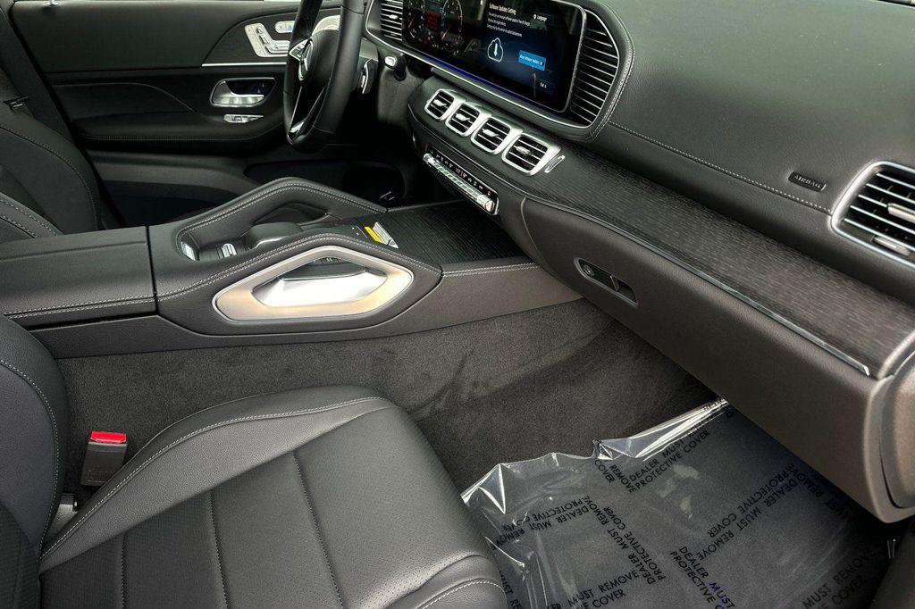 new 2025 Mercedes-Benz GLS 450 car, priced at $91,945