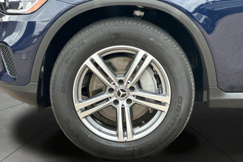 used 2022 Mercedes-Benz GLC 300 car, priced at $31,581