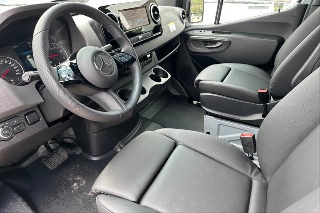 new 2025 Mercedes-Benz Sprinter 2500 car, priced at $73,907