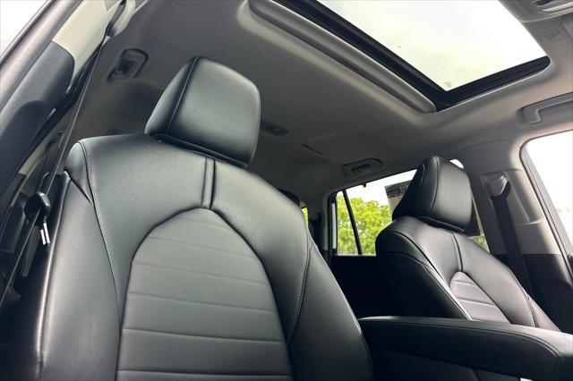 used 2024 Toyota Highlander car, priced at $44,497