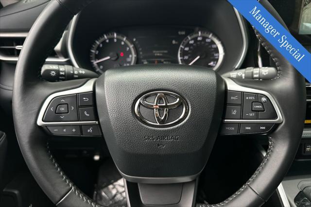 used 2024 Toyota Highlander car, priced at $41,200
