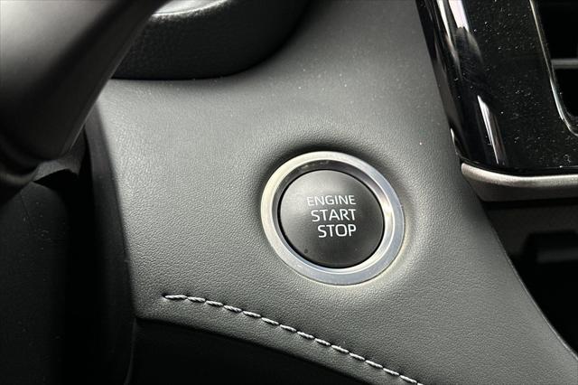 used 2024 Toyota Highlander car, priced at $44,497