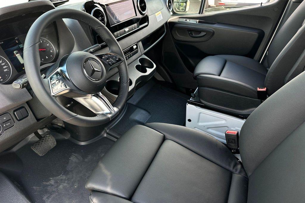 new 2025 Mercedes-Benz Sprinter 2500 car, priced at $61,347