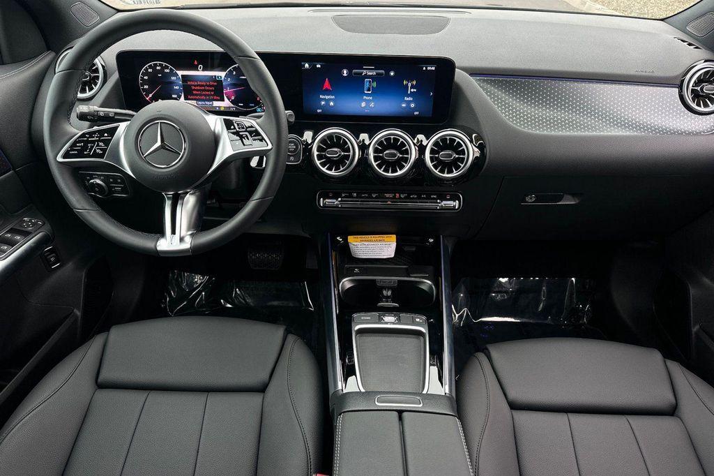 new 2025 Mercedes-Benz GLA 250 car, priced at $40,344