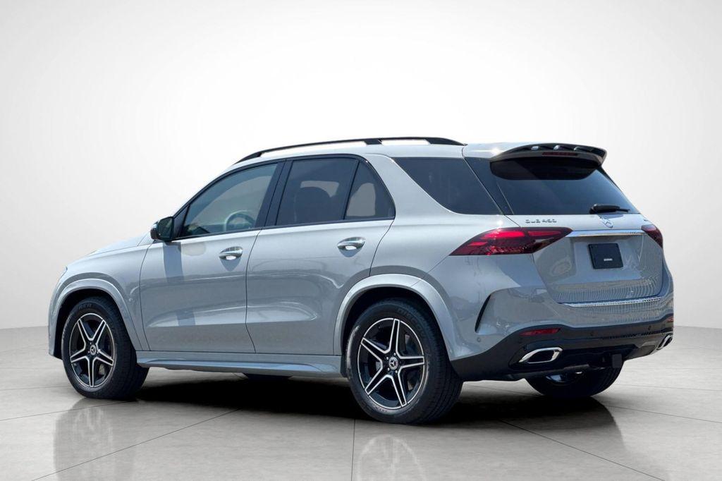 new 2026 Mercedes-Benz GLE 450 car, priced at $82,685