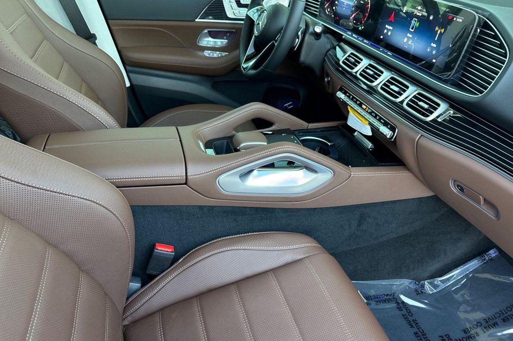 new 2026 Mercedes-Benz GLE 450 car, priced at $84,710