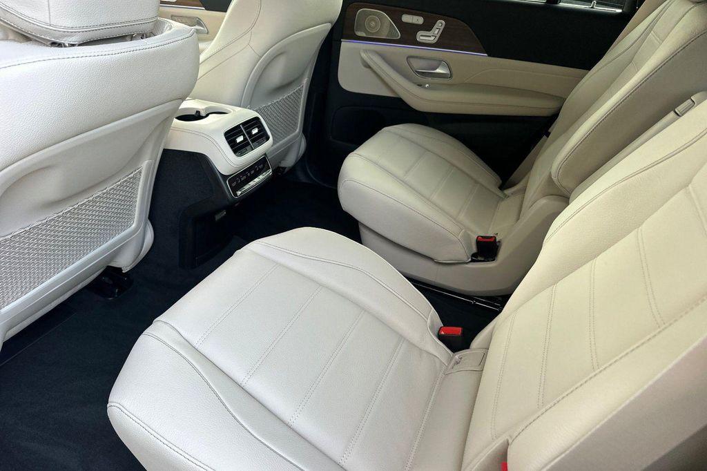 new 2026 Mercedes-Benz GLS 580 car, priced at $120,465