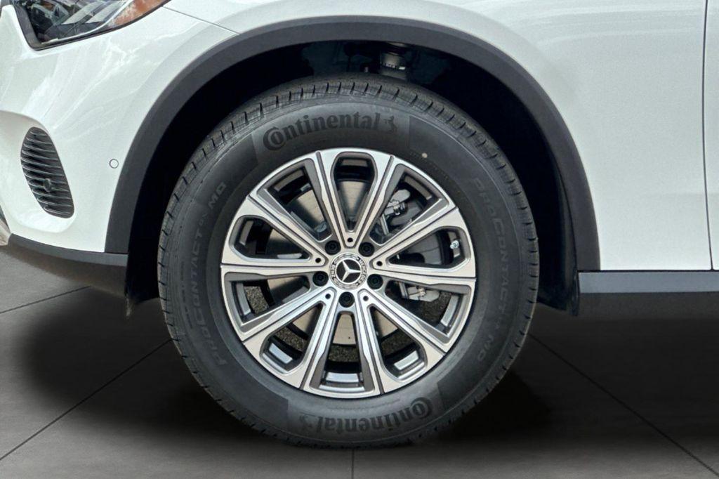 new 2026 Mercedes-Benz GLC 300 car, priced at $51,550