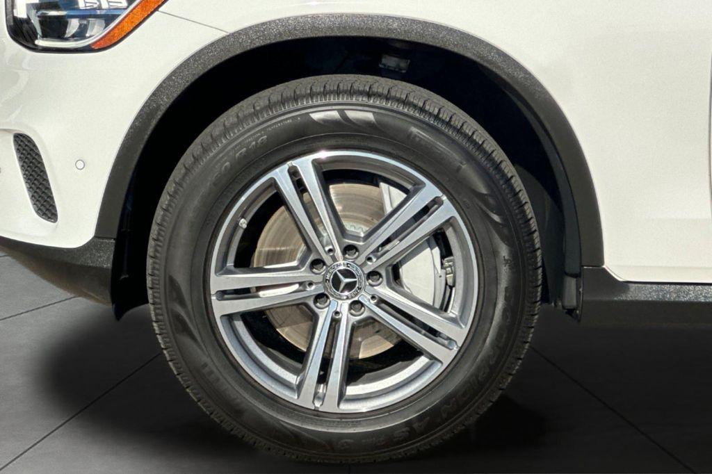 used 2021 Mercedes-Benz GLC 300 car, priced at $25,492