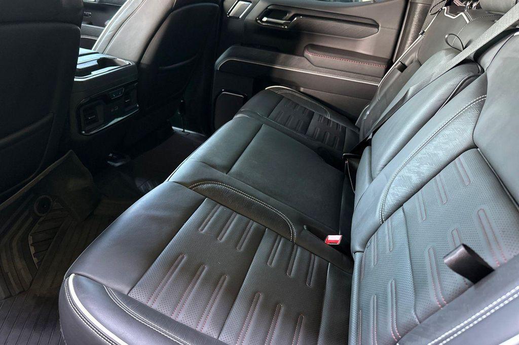 used 2024 GMC Sierra 1500 car, priced at $62,000